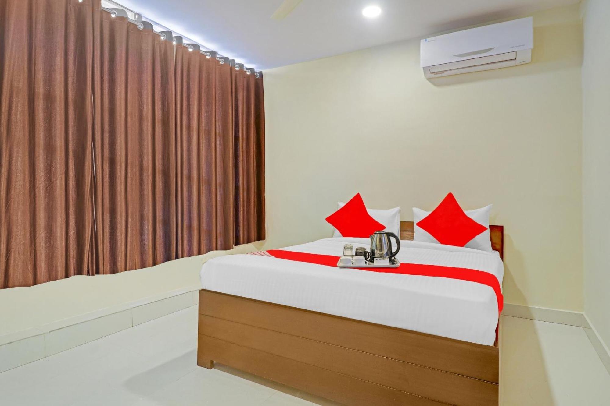 Hotel O Aayush Stay Inn Hajdarabad Zewnętrze zdjęcie