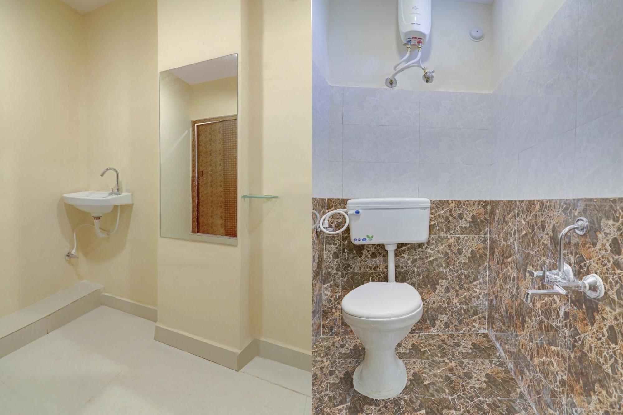 Hotel O Aayush Stay Inn Hajdarabad Zewnętrze zdjęcie